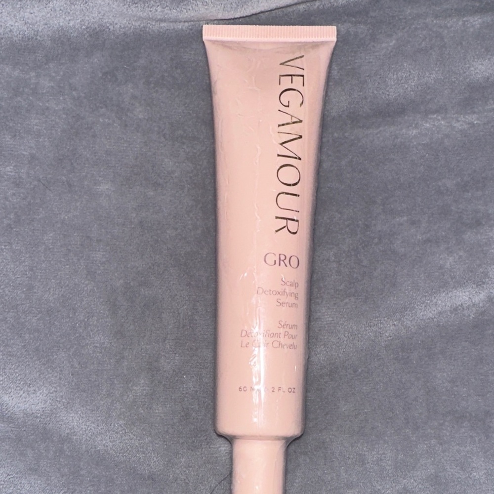 VEGAMOUR GRO Scalp Detoxifying Serum - Soft Pink